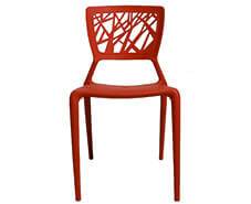 Пластиковые столы и стулья