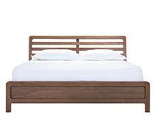 Деревянные кровати